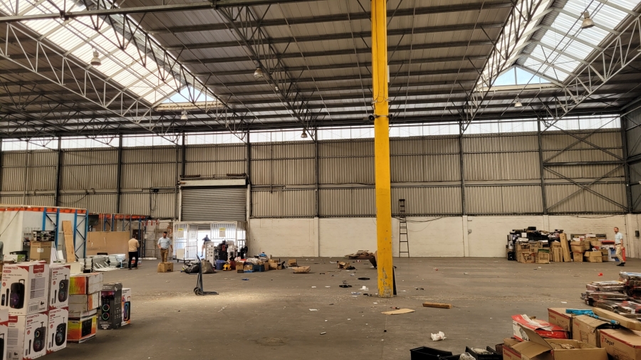 To Let commercial Property for Rent in Montague Gardens Western Cape